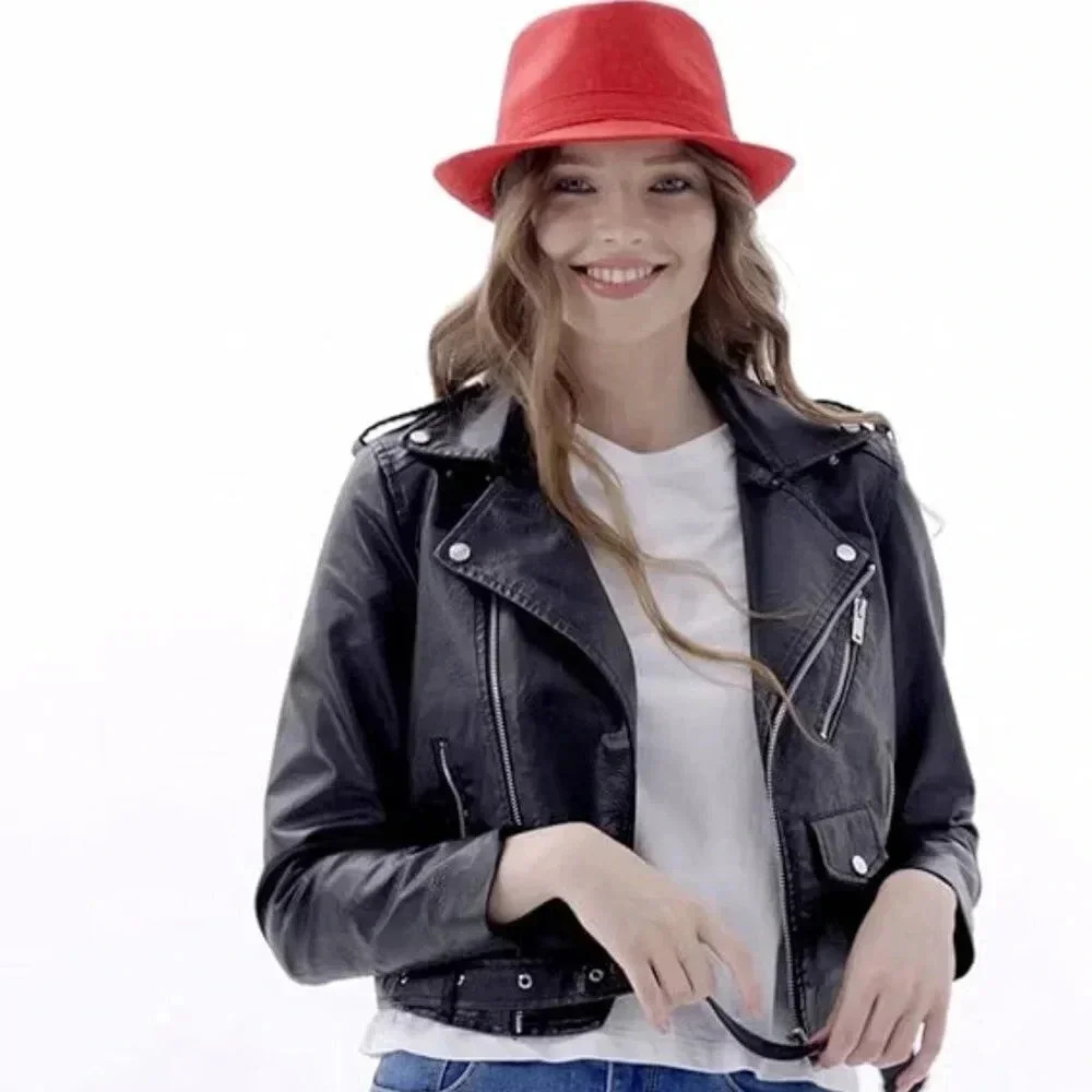 RED Timelessly Classic Manhattan Fedora Hat